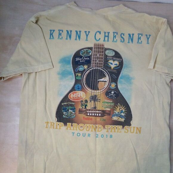 Kenny Chesney Trip Around The Sun Tour 2018 T-Shirt - Picture 6 of 7